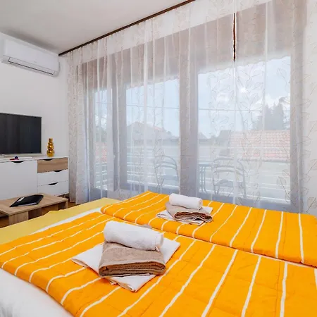 Zec Apartment
