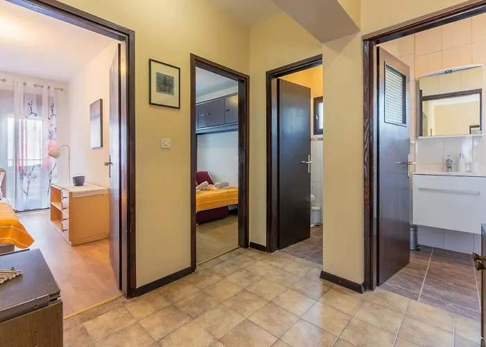 Apartment Zec *
