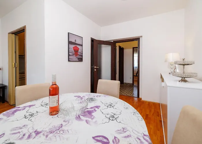 Apartment Zec Selce
